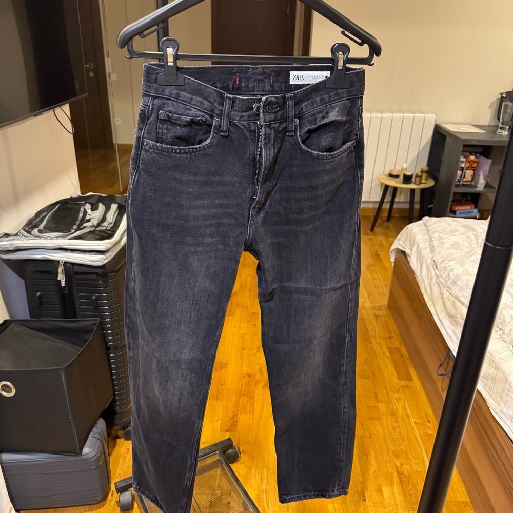 Zara Black Straight-Leg Jeans